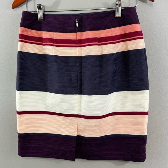 LOFT Purple Pink Striped Cotton Blend Textured Short Pencil Skirt Sz 2 P - Picture 3 of 5